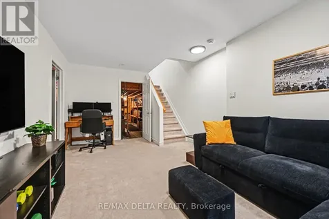145 Marrissa Avenue Ottawa ON K1J 0A4