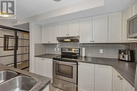 135 Bluestone Private Ottawa ON K4A 0X7