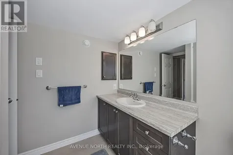 135 Bluestone Private Ottawa ON K4A 0X7