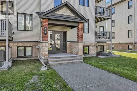 135 Bluestone Private Ottawa ON K4A 0X7