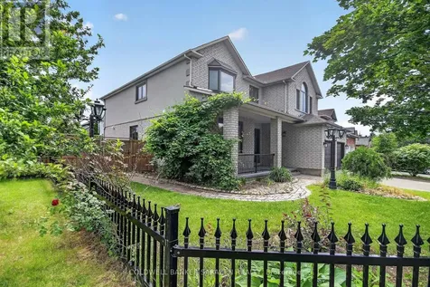 31 Fanterra Way Ottawa ON K1T 3Y7