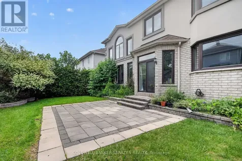 31 Fanterra Way Ottawa ON K1T 3Y7