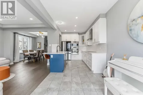2195 Winsome Terrace Ottawa ON K4A 5M9