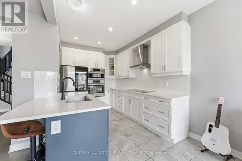 2195 Winsome Terrace Ottawa ON K4A 5M9