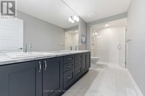 2195 Winsome Terrace Ottawa ON K4A 5M9