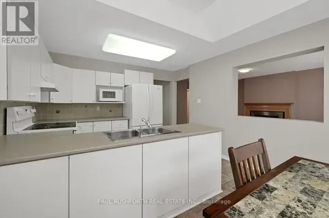 90 Moresby Drive Ottawa ON K2M 2J6