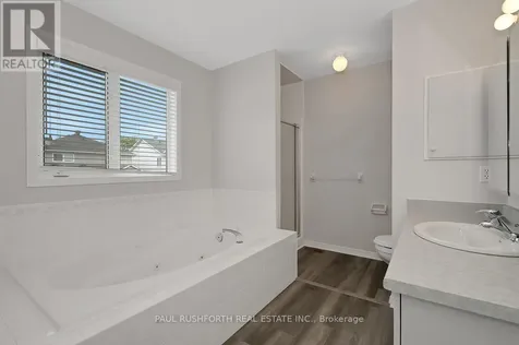 90 Moresby Drive Ottawa ON K2M 2J6