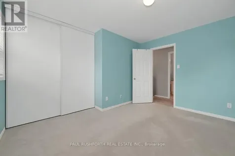 90 Moresby Drive Ottawa ON K2M 2J6