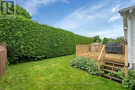 90 Moresby Drive Ottawa ON K2M 2J6