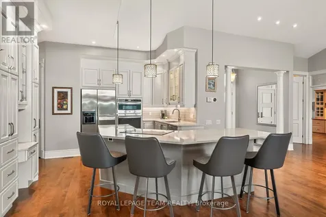 6361 Radisson Way Ottawa ON K1C 2Z9