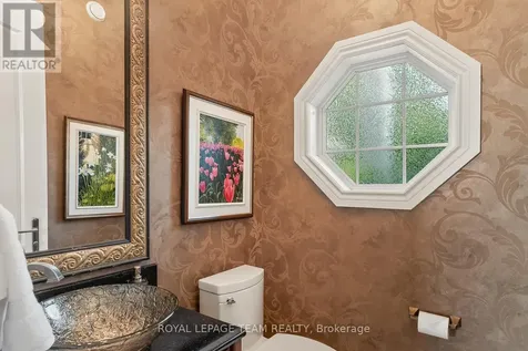 6361 Radisson Way Ottawa ON K1C 2Z9