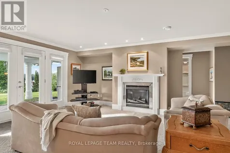 6361 Radisson Way Ottawa ON K1C 2Z9