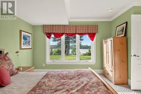 6361 Radisson Way Ottawa ON K1C 2Z9