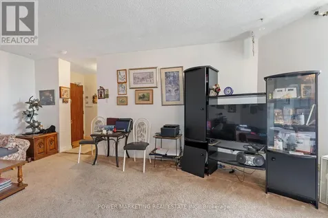 2000 Jasmine Crescent Ottawa ON K1J 8K4