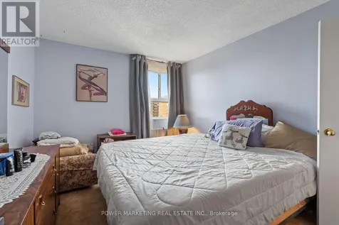2000 Jasmine Crescent Ottawa ON K1J 8K4