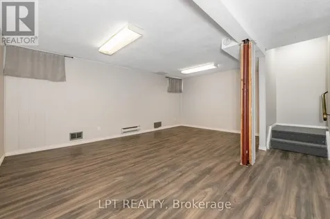 2286 Cotters Crescent Ottawa ON K1V 8Y6