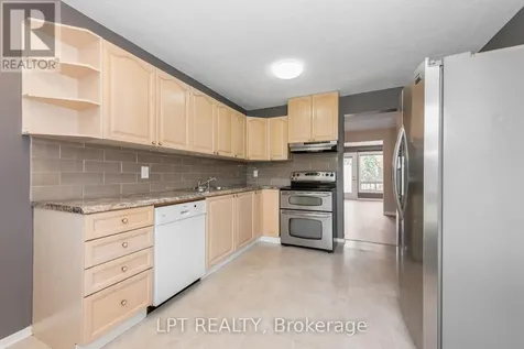 2286 Cotters Crescent Ottawa ON K1V 8Y6