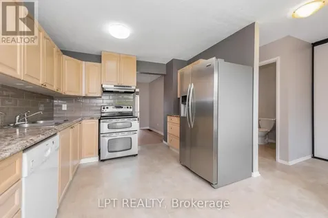 2286 Cotters Crescent Ottawa ON K1V 8Y6