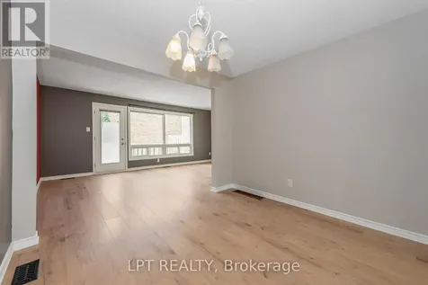 2286 Cotters Crescent Ottawa ON K1V 8Y6
