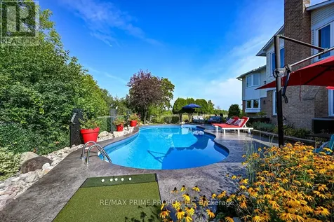 800 Fairwinds Terrace Ottawa ON K1C 2X6