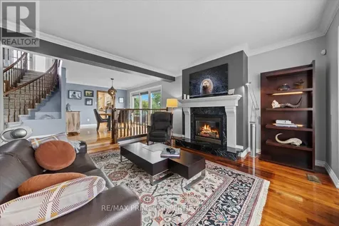 800 Fairwinds Terrace Ottawa ON K1C 2X6