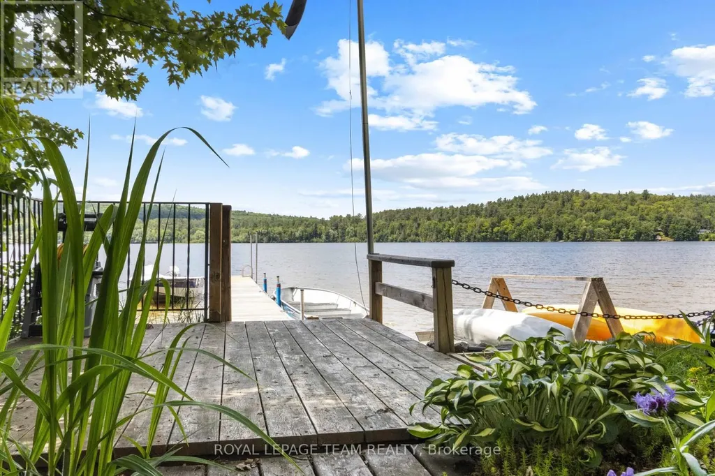 156 Mask Island Drive Madawaska Valley ON K0J 1B0