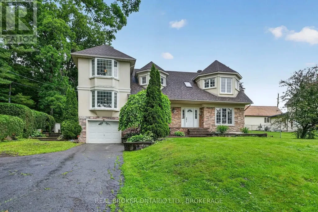 18445 Anderson Drive South Glengarry ON K6H 7J5