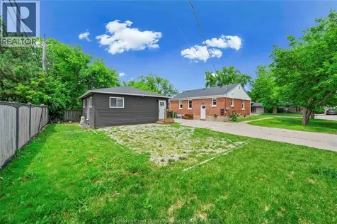 3495 Longfellow Avenue Windsor ON N9E 2L8