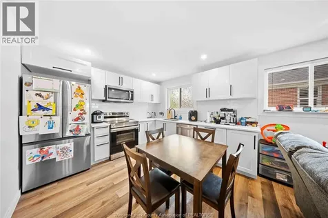 3495 Longfellow Avenue Windsor ON N9E 2L8