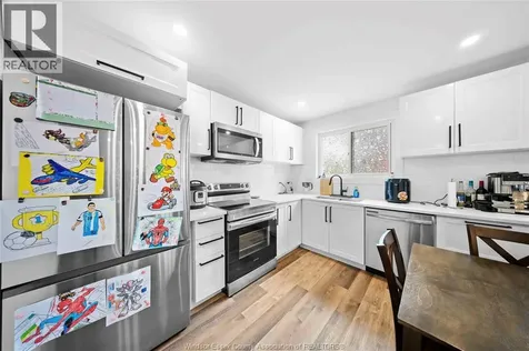 3495 Longfellow Avenue Windsor ON N9E 2L8