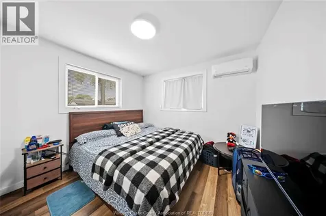 3495 Longfellow Avenue Windsor ON N9E 2L8
