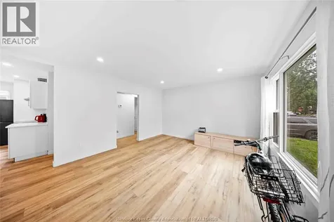 3495 Longfellow Avenue Windsor ON N9E 2L8