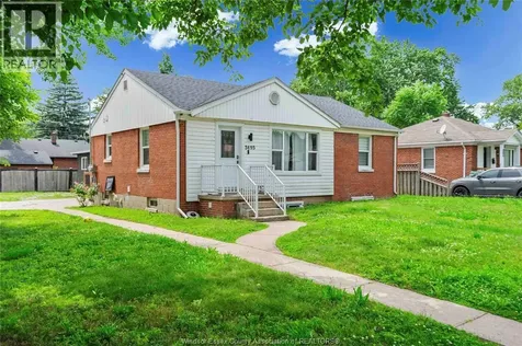 3495 Longfellow Avenue Windsor ON N9E 2L8