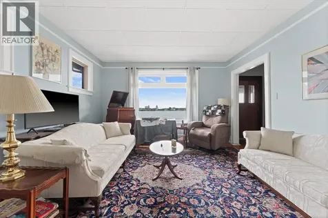 1331 Riverside Drive Windsor ON N9A 2T8