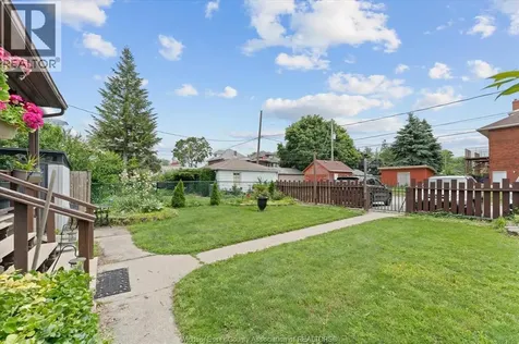 1331 Riverside Drive Windsor ON N9A 2T8