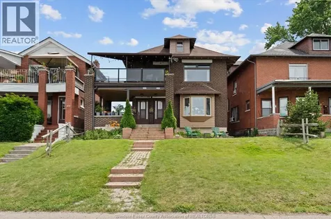 1331 Riverside Drive Windsor ON N9A 2T8