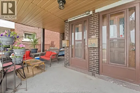 1331 Riverside Drive Windsor ON N9A 2T8