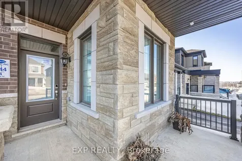 53 Mcbride Trail Barrie ON L9J 0P9