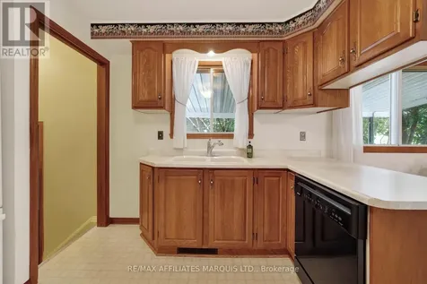 438 Beach Avenue Cornwall ON K6H 5P1