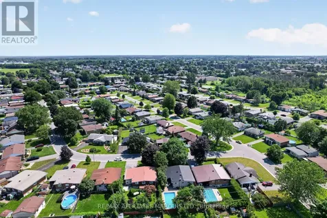 438 Beach Avenue Cornwall ON K6H 5P1