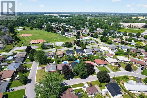 438 Beach Avenue Cornwall ON K6H 5P1