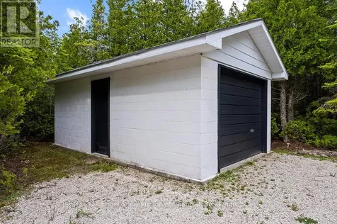 64 Larsen Cove Road North Northern Bruce Peninsula ON N0H 1Z0