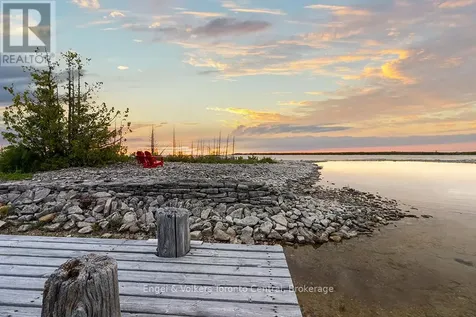 64 Larsen Cove Road North Northern Bruce Peninsula ON N0H 1Z0
