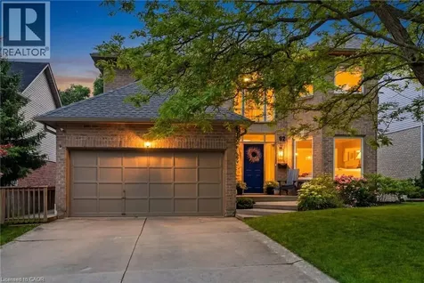 92 Jerome Park Drive Dundas ON L9H 6H3