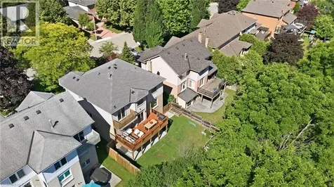 92 Jerome Park Drive Dundas ON L9H 6H3