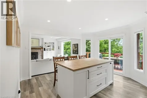 92 Jerome Park Drive Dundas ON L9H 6H3
