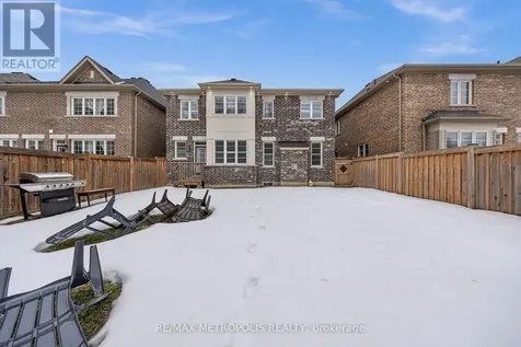 94 Newhouse Boulevard Caledon ON L7C 4E4