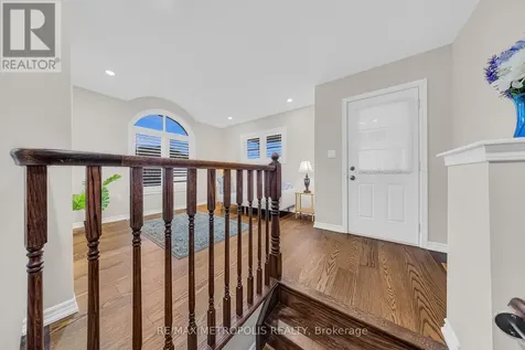 94 Newhouse Boulevard Caledon ON L7C 4E4