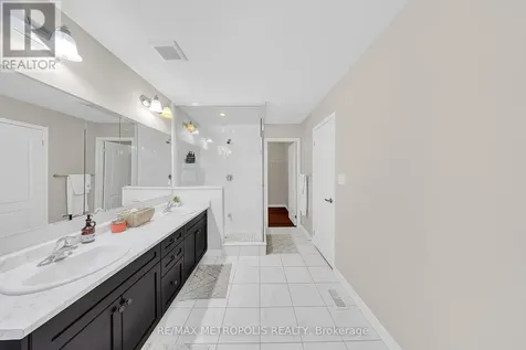 94 Newhouse Boulevard Caledon ON L7C 4E4