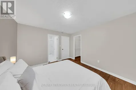 94 Newhouse Boulevard Caledon ON L7C 4E4